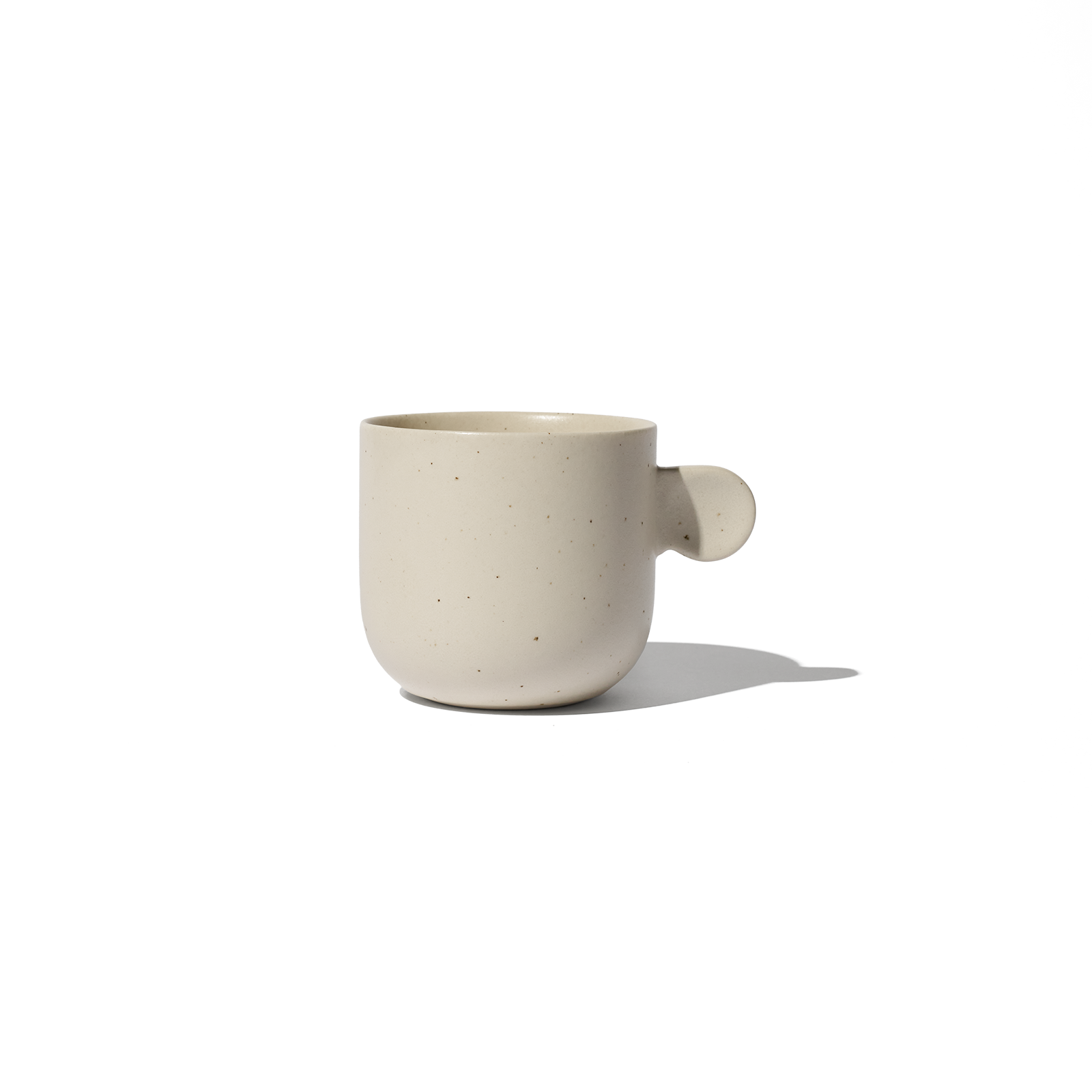 M1_EssentialistMug_Hero